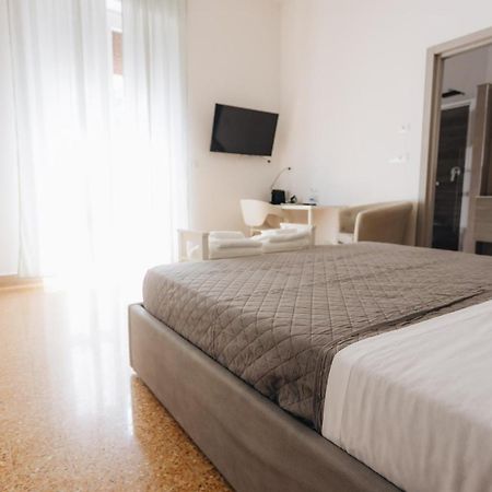 The Nest - B&B - Suites Πεσκάρα Εξωτερικό φωτογραφία
